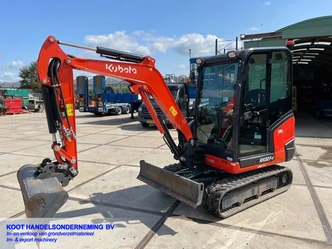Kubota KX 027-4