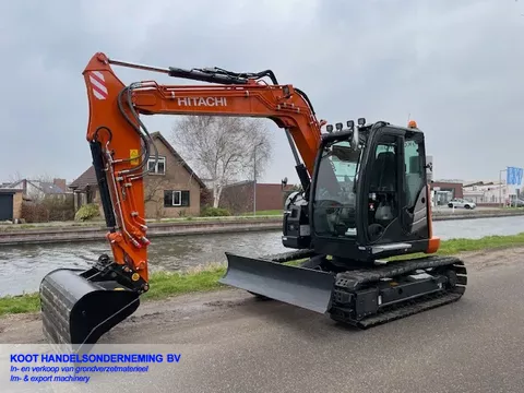 Hitachi ZX 85 us-6